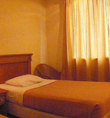 Amans Hotel Амбон Екстер'єр фото